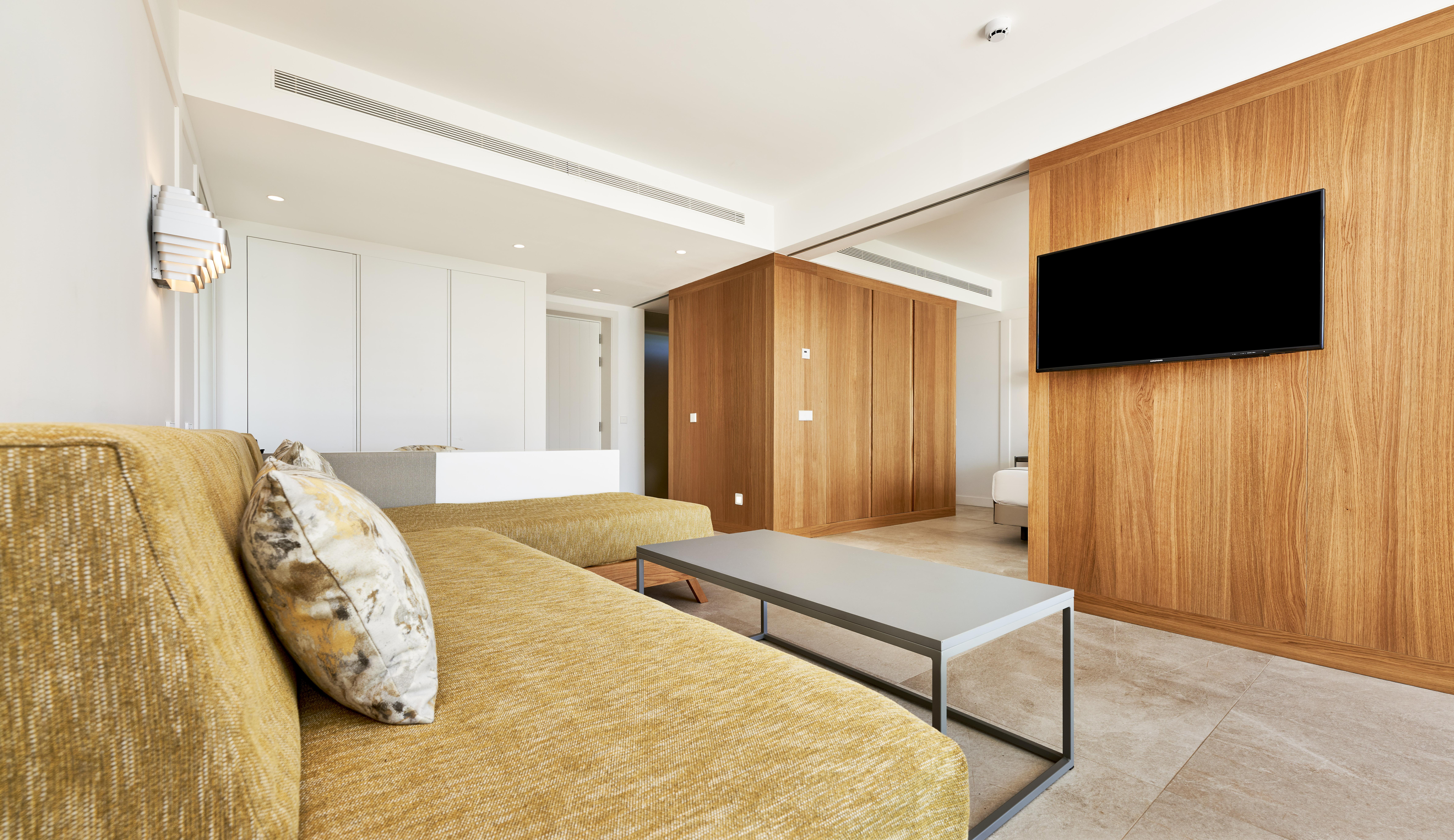 Insotel Punta Prima Prestige Suites & Spa Екстериор снимка
