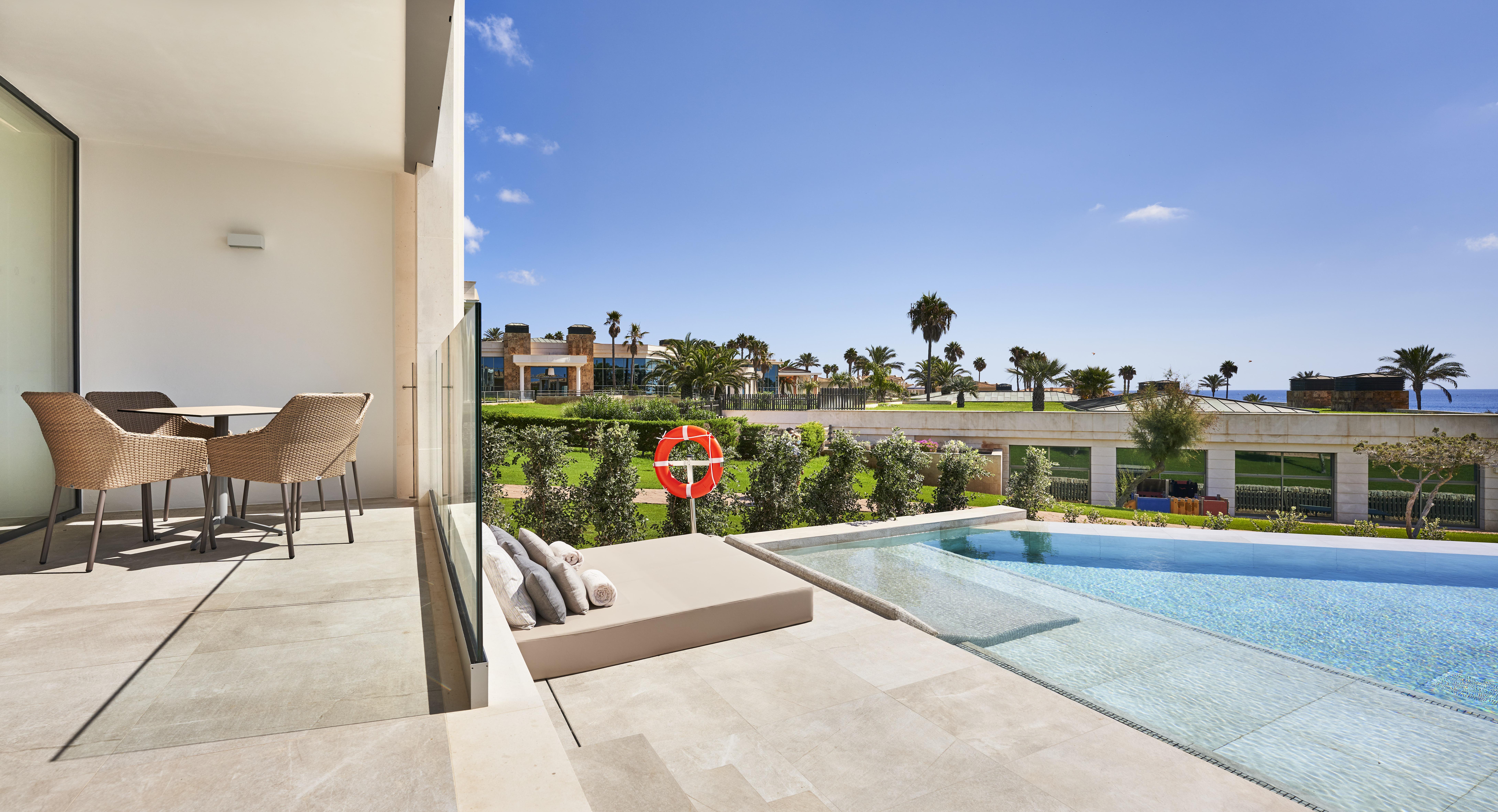 Insotel Punta Prima Prestige Suites & Spa Екстериор снимка