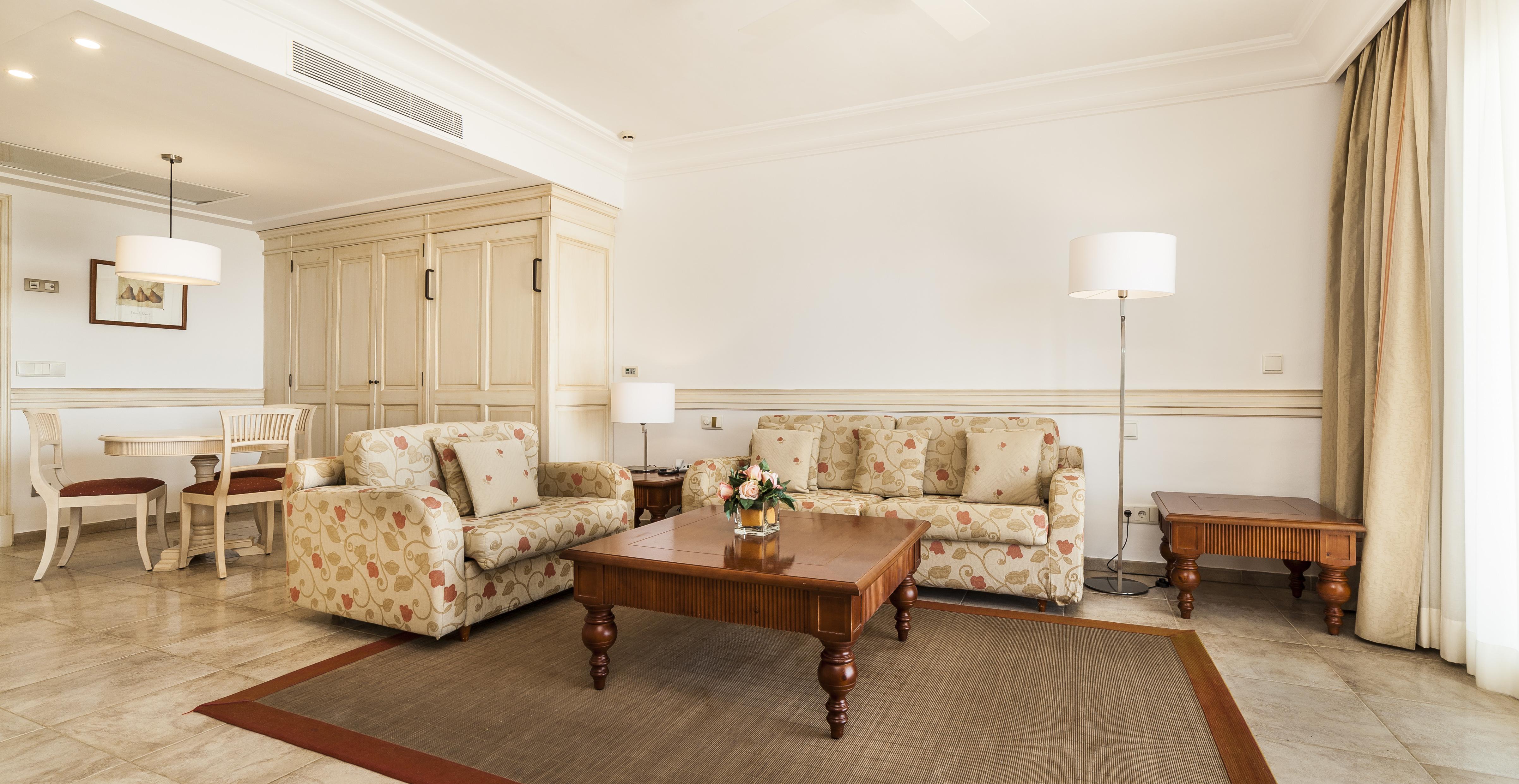 Insotel Punta Prima Prestige Suites & Spa Екстериор снимка
